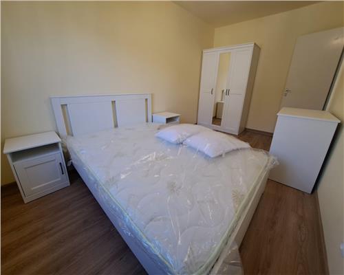 Apartament 3 camere, semidecomandat, 60 mp, et.3, - Zona Dacia