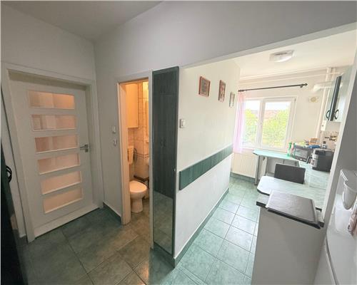 Apartament 1 camera, decomandat, 35 mp + centrala - Zona Gheorghe Lazar