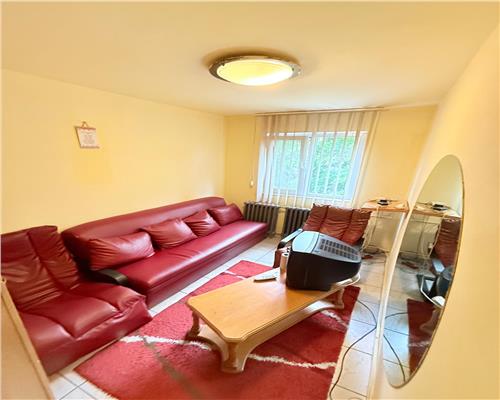 Apartament cu 3 camere, decomandat, et.2, 60 mp - Iulius Mall