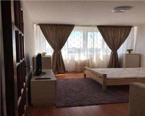Apartament 2 camere, decomandat, centrala - Zona Spitalul Judetean