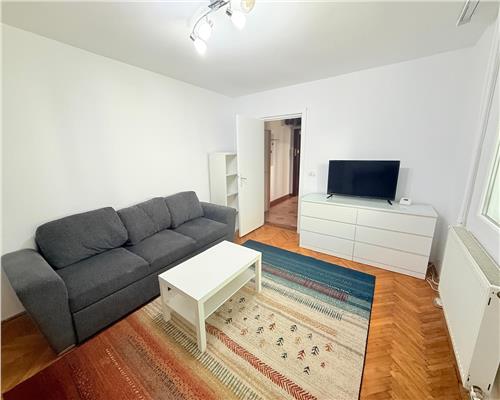 Apartament 3 camere, et.1, 65 mp+centrala - Zona Circumvalatiunii