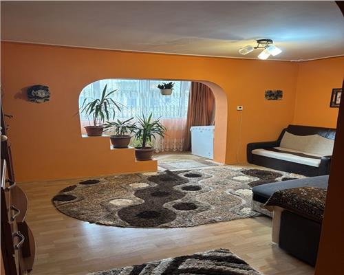 Apartament 1 camera, 32 mp, Et.3, centrala -Zona AEM