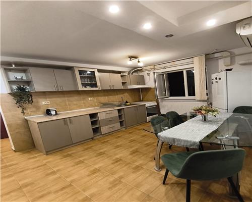 Apartament 3 camere, semidecomandat, 67 mp, et.3, +centrala-Zona Cetatii