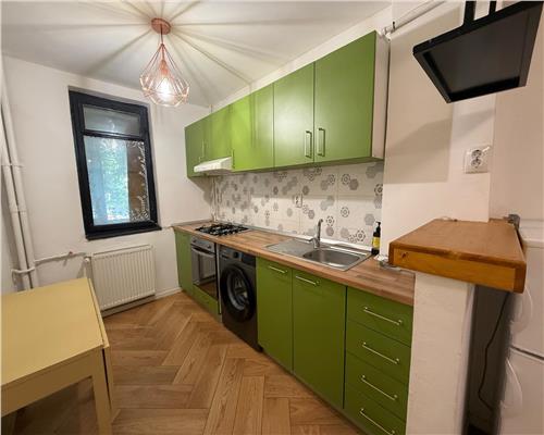 Apartament 2 camere, parter, 53 mp - Zona Sagului