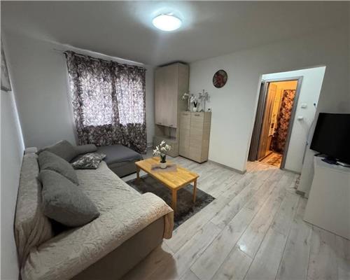 Apartament  2 camere, semidecomandat, parter inalt, 48 mp - Zona Olimpia-Stadion